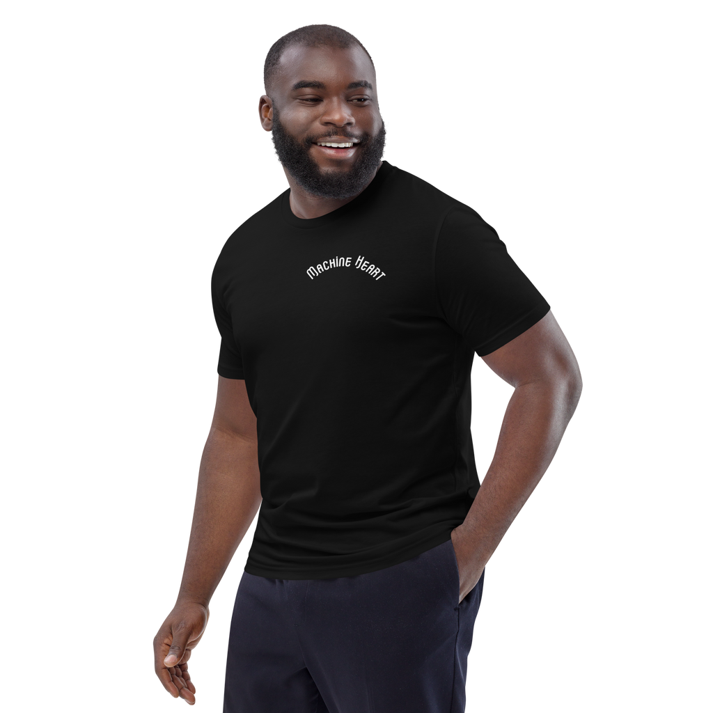 T-shirt noir Machine Heart – porté, streetwear éco-responsable unisexe